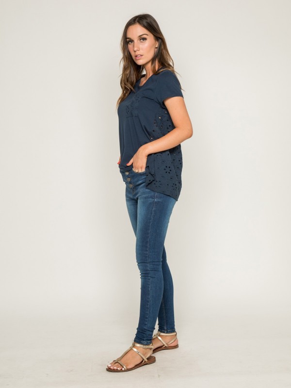 T-shirt col rond broderies...