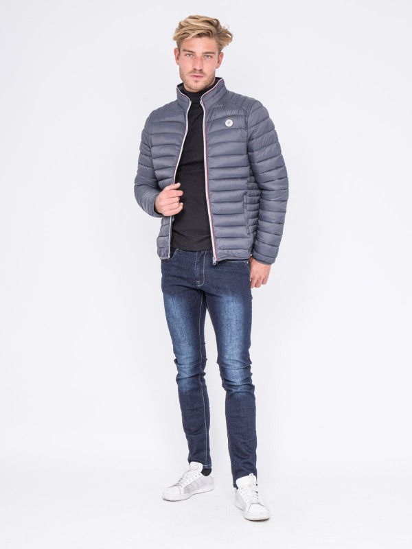 Doudoune légère col montant...