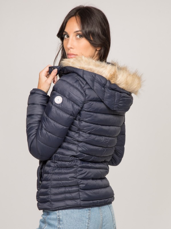 Doudoune légère capuche...