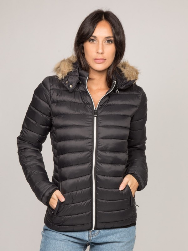 Doudoune légère capuche...