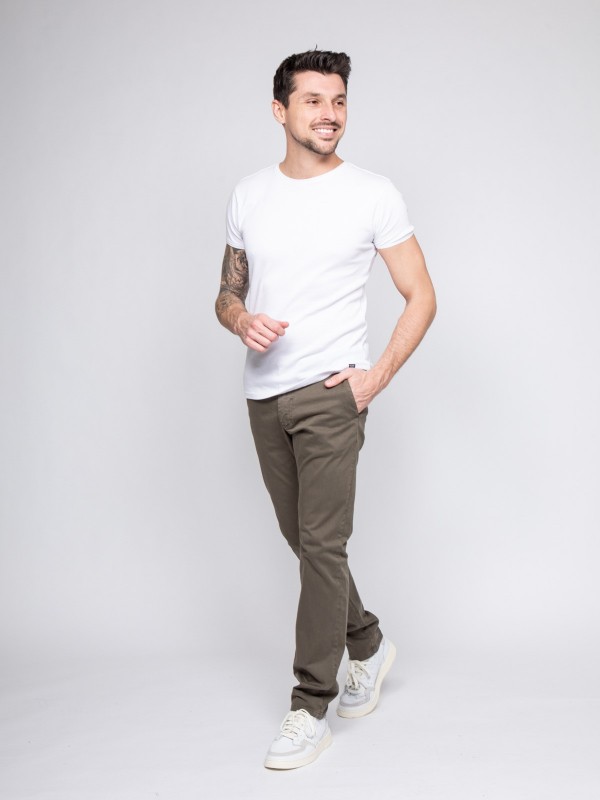 Pantalon chino coupe...