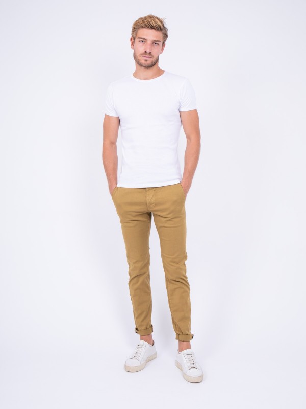 Pantalon chino coupe...