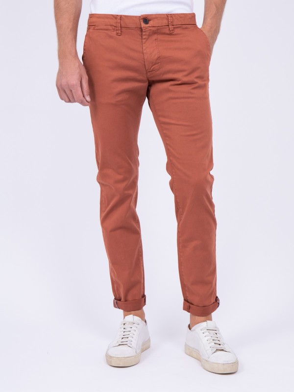Pantalon chino coupe...