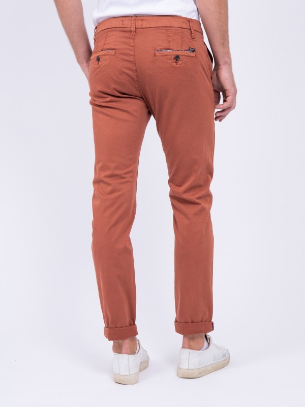 Pantalon chino coupe...