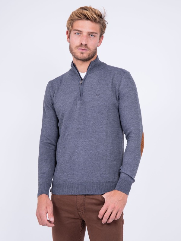 Pull col montant zippé...