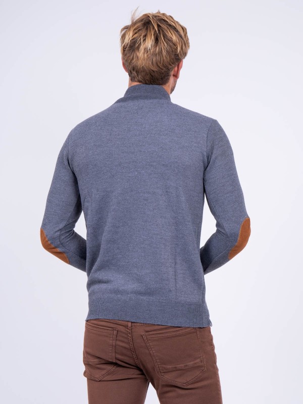 Pull col montant zippé...