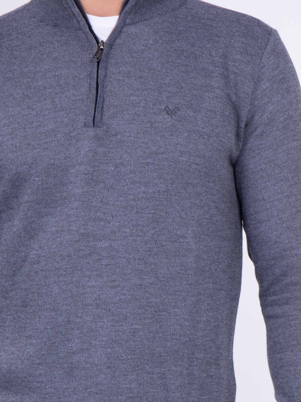 Pull col montant zippé...