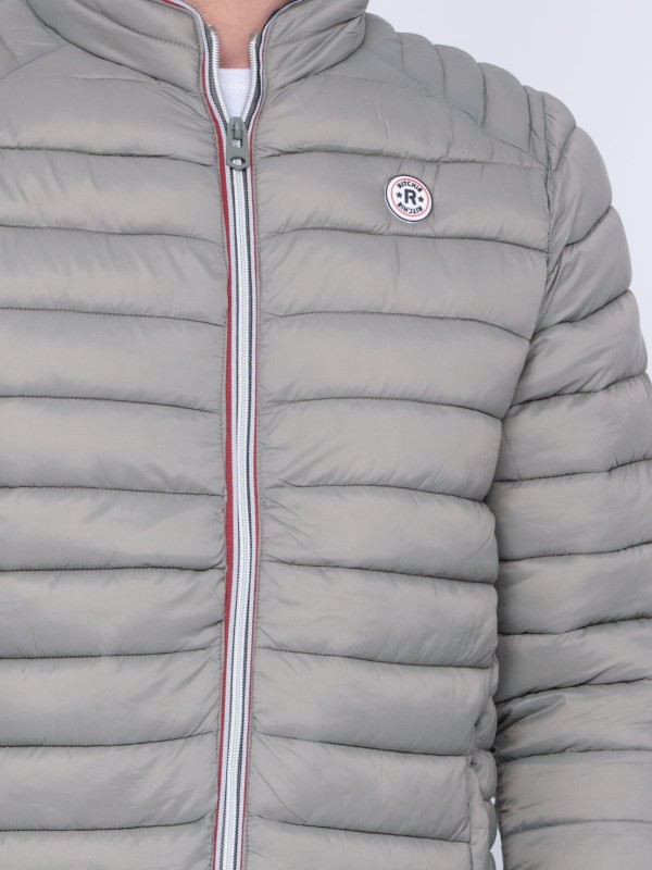 Doudoune légère col montant...