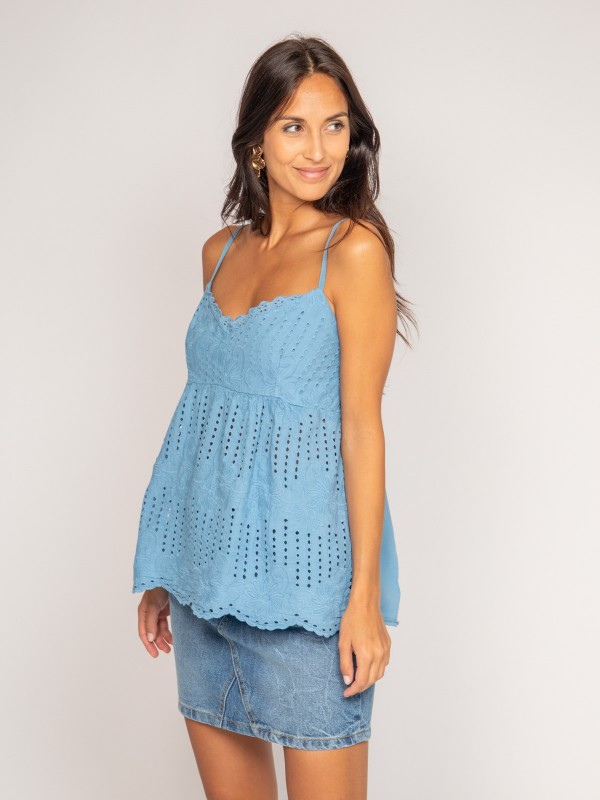 Top broderies anglaises...