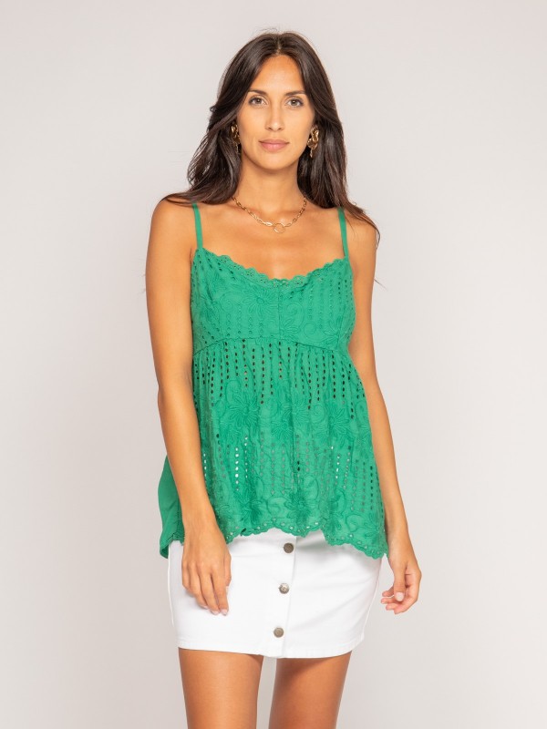 Top broderies anglaises...