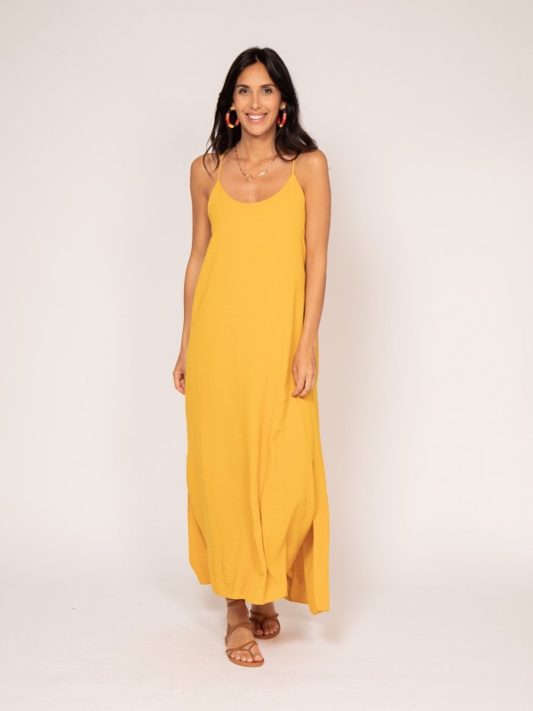 Robe longue à bretelles...