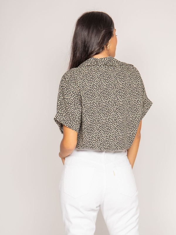 Chemise manches courtes...