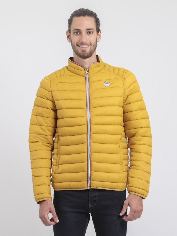 Doudoune légère col montant...