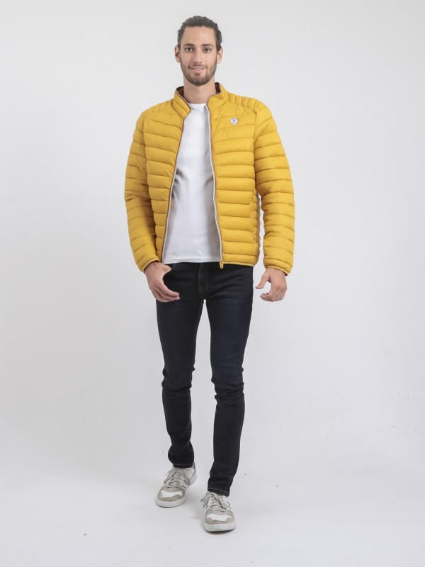 Doudoune légère col montant...