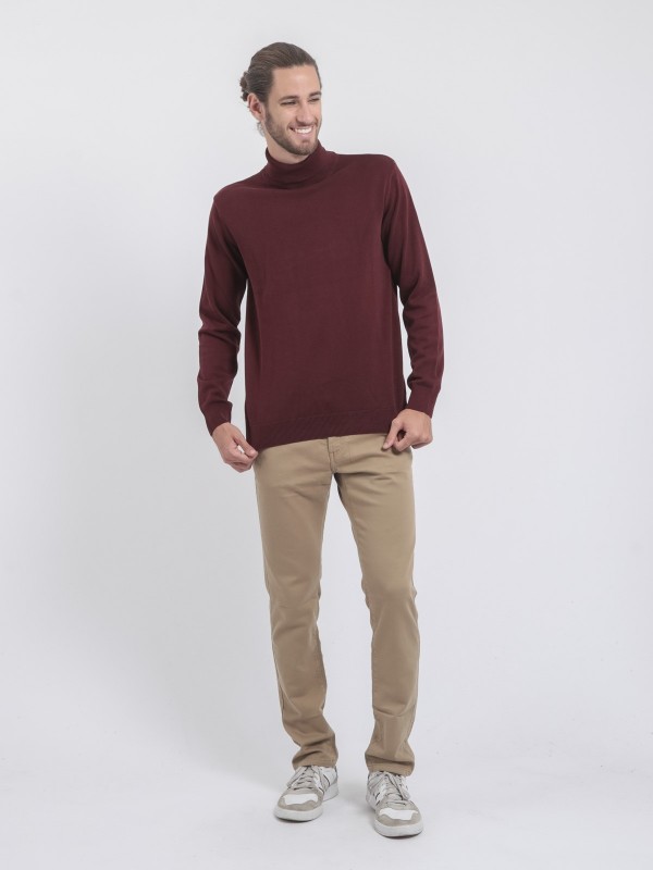 Pull col roulé pur coton...