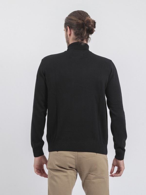 Pull col roulé pur coton...