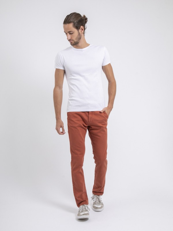 Pantalon chino coupe...