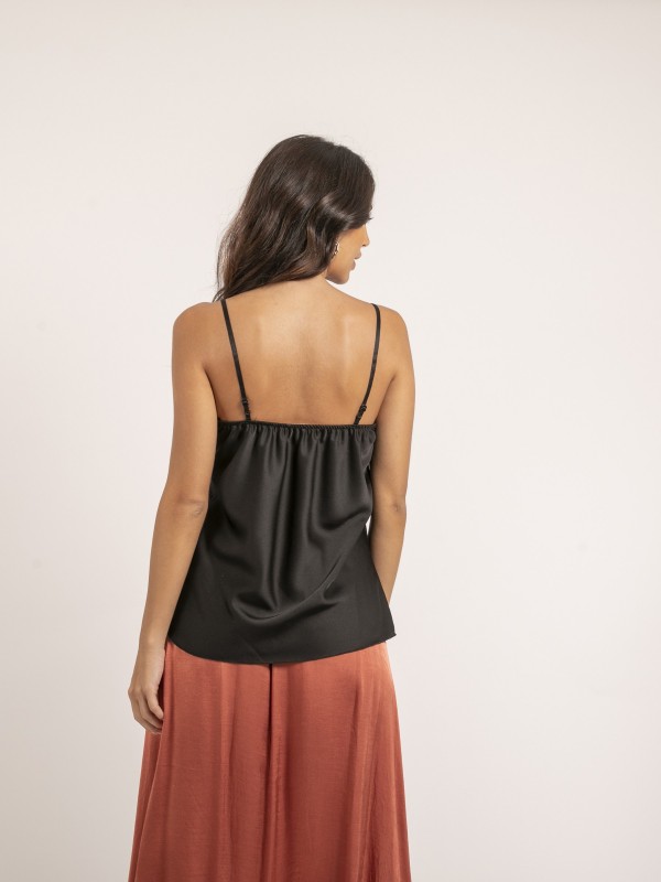 Caraco satin et dentelle...