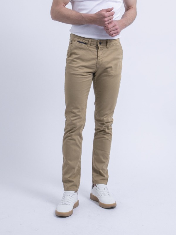 Pantalon chino coupe...