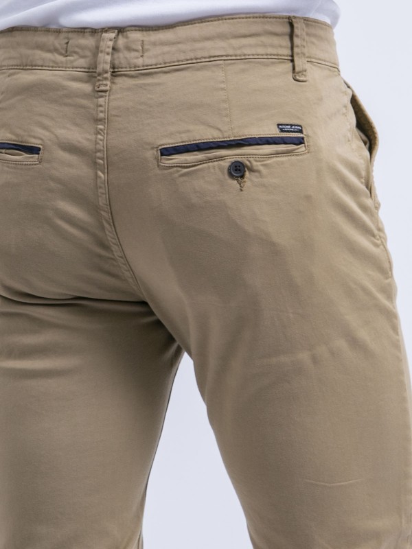 Pantalon chino coupe...