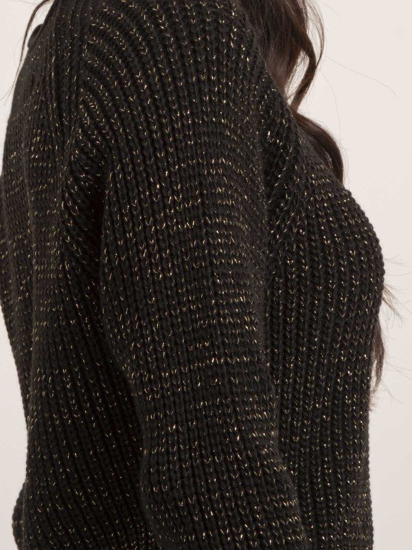 Pull col montant lurex...