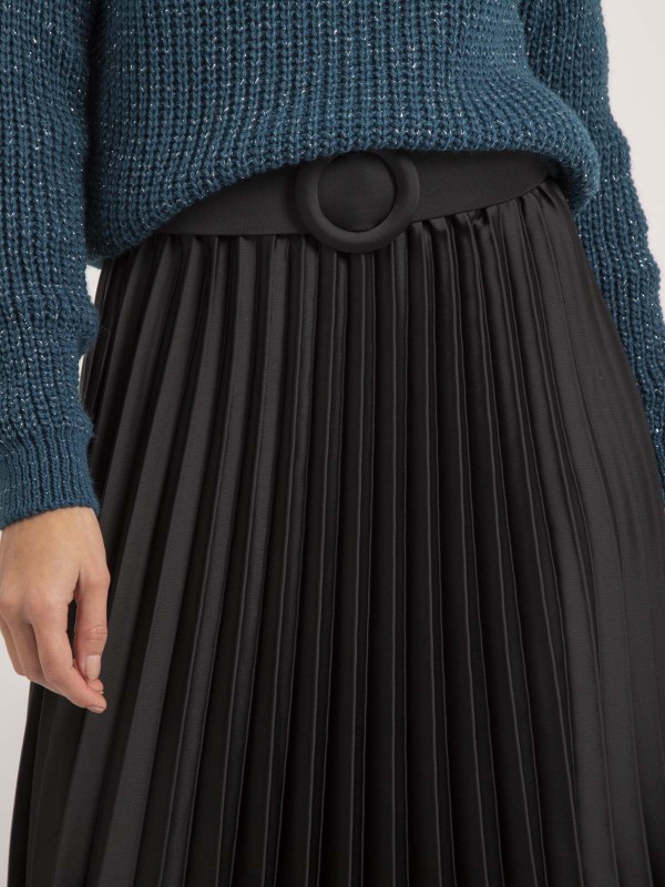 Jupe mi-longue plissée...