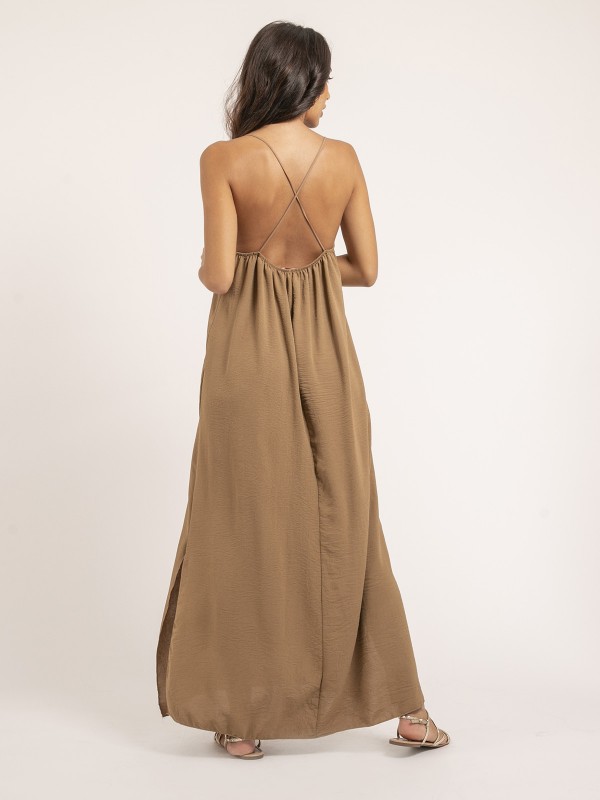 Robe longue à bretelles...