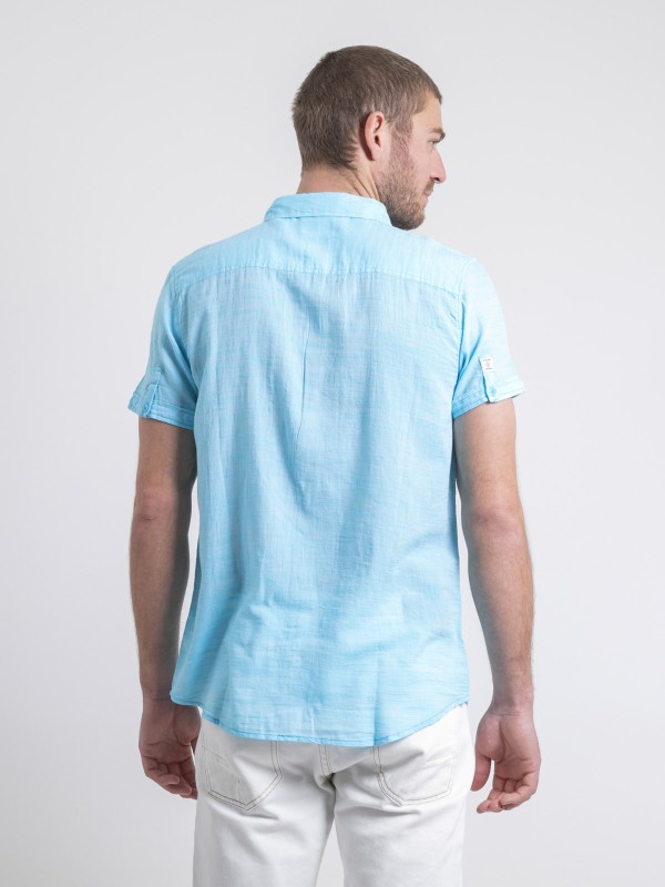 Chemise manches courtes...