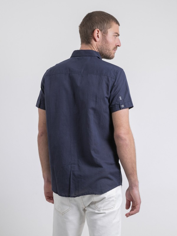 Chemise manches courtes...