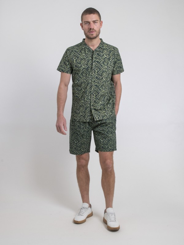 Chemise manches courtes...