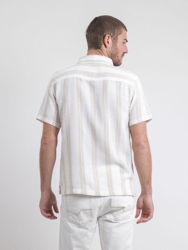 Chemise manches courtes...