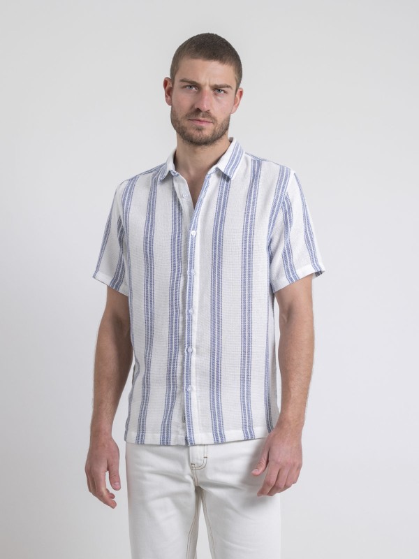 Chemise manches courtes...