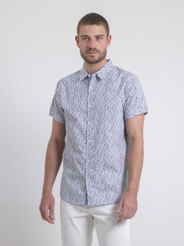 Chemise manches courtes...