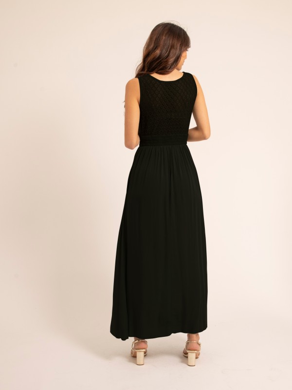 Robe longue en dentelle...