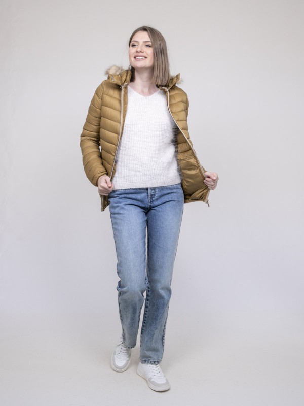 Doudoune légère capuche...