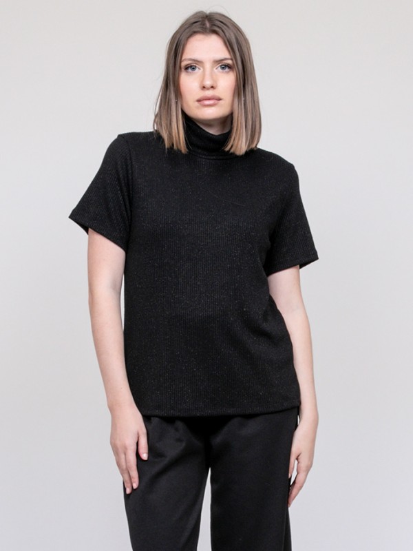 Top col roulé manche courte...