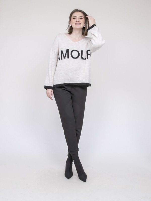 Pull inscription AMOUR...