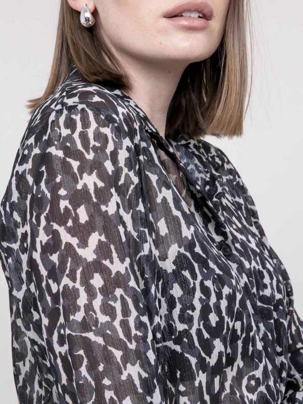 Blouse motif léopard...