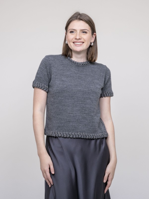 Pull details tressés...