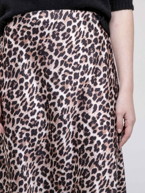 Jupe longue satinée imprimé...