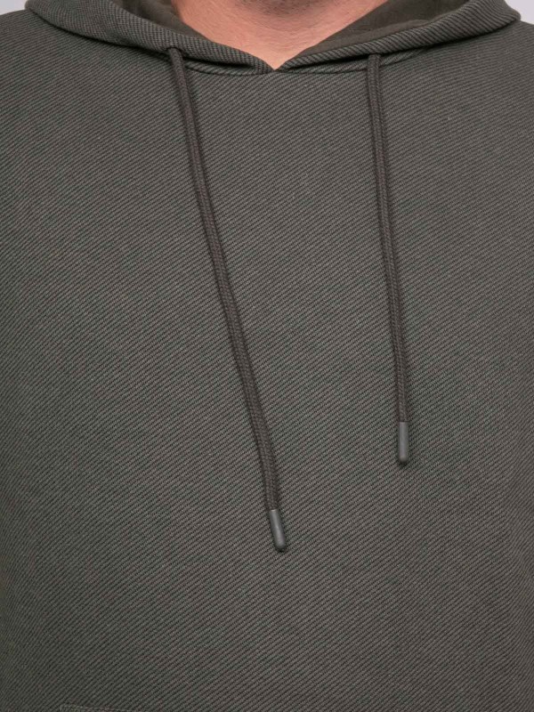 Sweat à capuche imprimé...