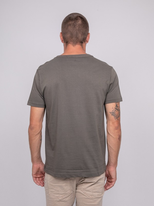 T-shirt manches courtes...