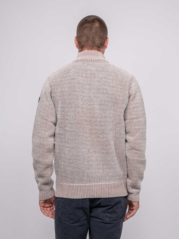 Pull col montant zippé...