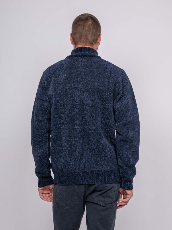 Pull col montant zippé...