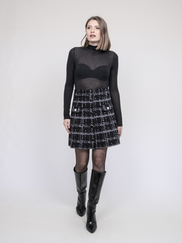 Jupe en maille boutons...