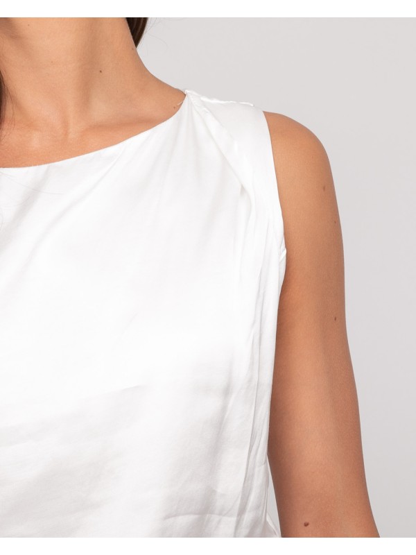 Top sans manches effet...