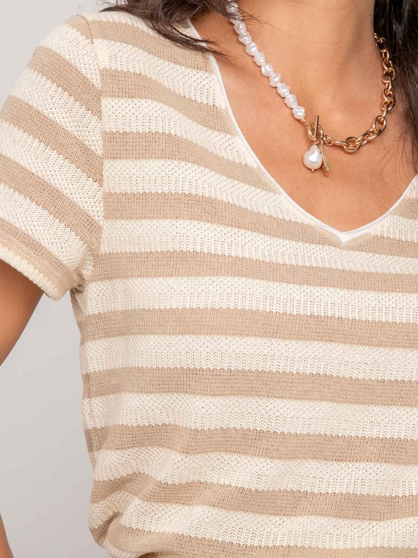 T-shirt manches courtes...