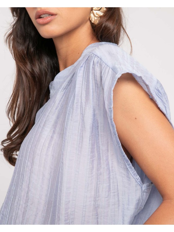 Chemisier sans manches...