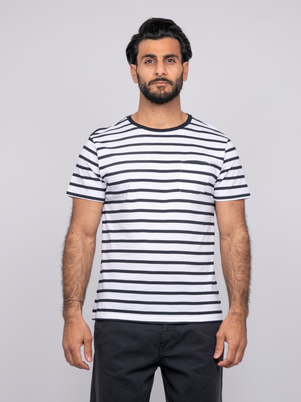 T-shirt manches courtes...