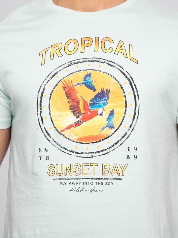 T-shirt manches courtes...